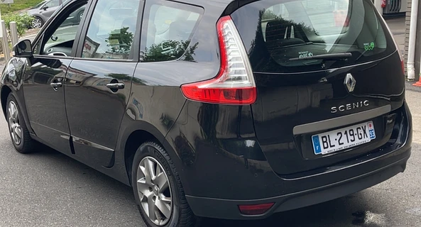 location-RENAULT-Évry-Courcouronnes-roadstr