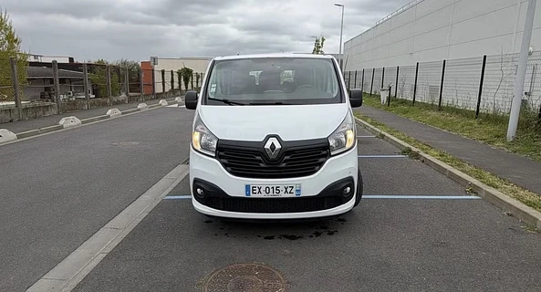 location-RENAULT-Orly-roadstr