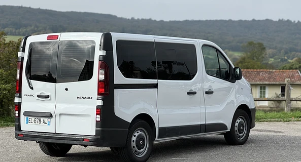 location-RENAULT-Cherbourg-en-Cotentin-roadstr