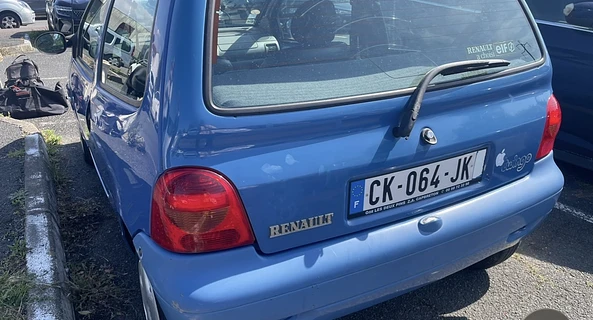 location-RENAULT-Saint-Jean-de-Luz-roadstr