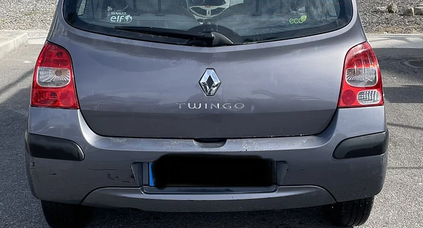 location-RENAULT-La Seyne-sur-Mer-roadstr