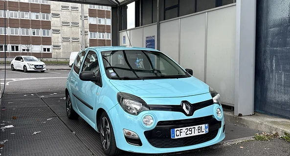 location-RENAULT-Saint-Étienne-roadstr