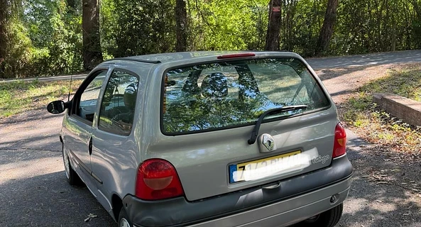 location-RENAULT-Biarritz-roadstr