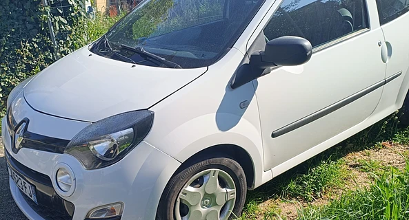 location-RENAULT-Marseille-roadstr