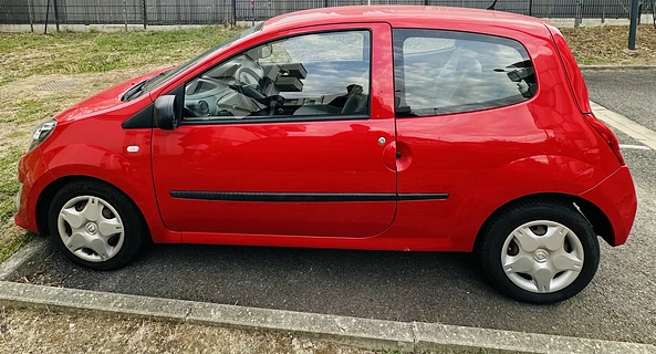 location-RENAULT-Muret-roadstr