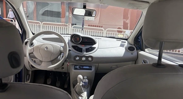 location-RENAULT-Nice-roadstr