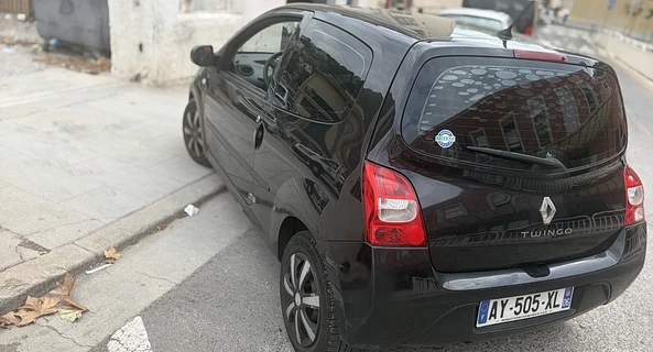 location-RENAULT-Nice-roadstr