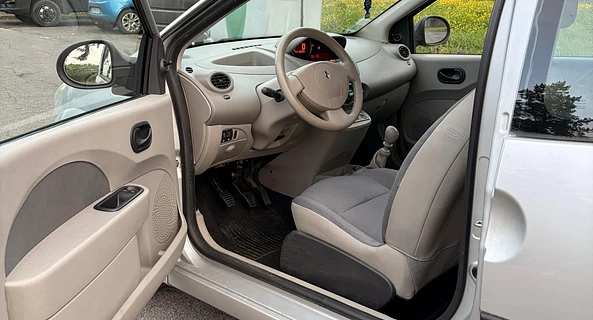 location-RENAULT-Thionville-roadstr