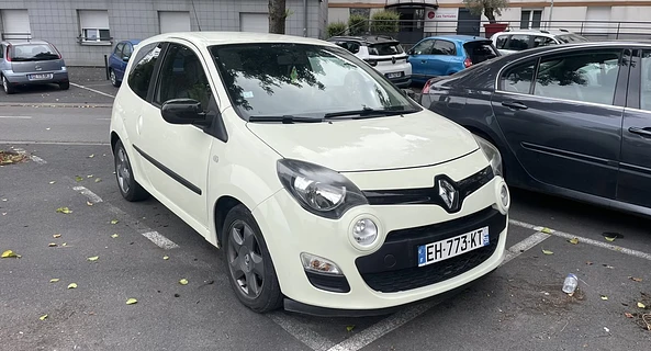 location-RENAULT-Valenciennes-roadstr