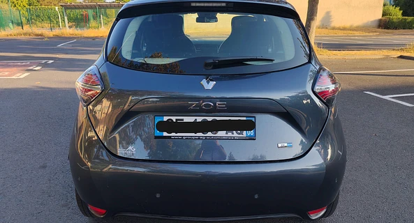 location-RENAULT-Caen-roadstr