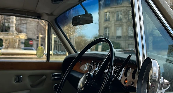 location-ROLLS ROYCE-Puteaux-roadstr
