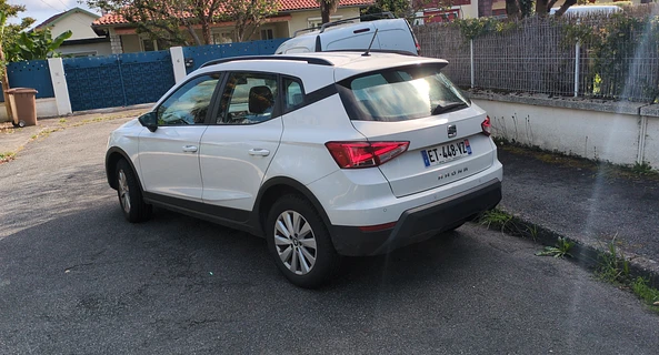 location-SEAT-Lons-roadstr