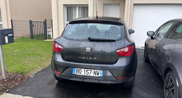 location-SEAT-Saint-Aubin-lès-Elbeuf-roadstr