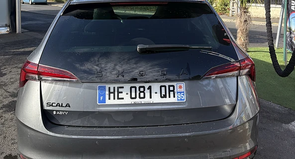 location-SKODA-Saint-Goazec-roadstr