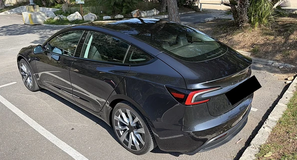 location-TESLA-Beaulieu-sur-Mer-roadstr