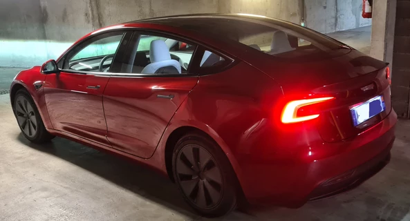 location-TESLA-Portet-sur-Garonne-roadstr