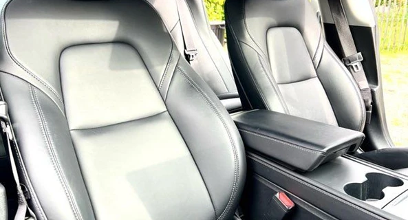 location-TESLA-Châtellerault-roadstr