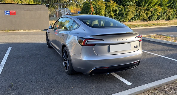 location-TESLA-Toulouse-roadstr
