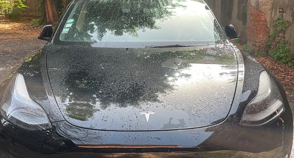 location-TESLA-Paris-roadstr