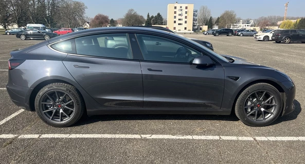 location-TESLA-Strasbourg-roadstr