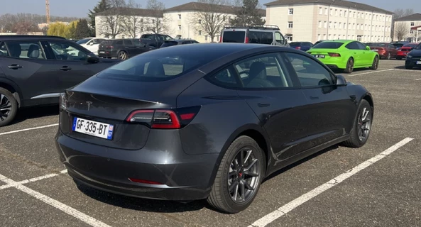 location-TESLA-Strasbourg-roadstr