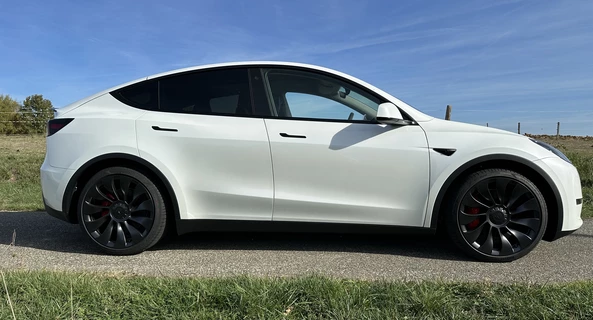 location-TESLA-Toulouse-roadstr