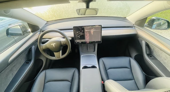 location-TESLA-Tours-roadstr
