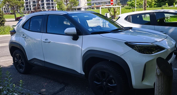 location-TOYOTA-Le Châtelard-roadstr