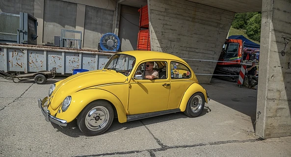 location-VOLKSWAGEN-Les Abrets en Dauphiné-roadstr