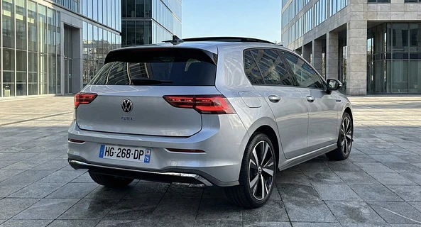 location-VOLKSWAGEN-Paris-roadstr
