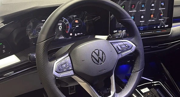 location-VOLKSWAGEN-Paris-roadstr