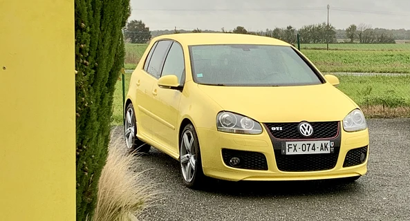 location-VOLKSWAGEN-Paris-roadstr