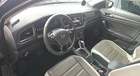 location-VOLKSWAGEN-Annemasse-roadstr