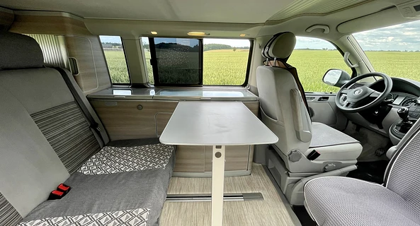 location-VOLKSWAGEN-Versailles-roadstr