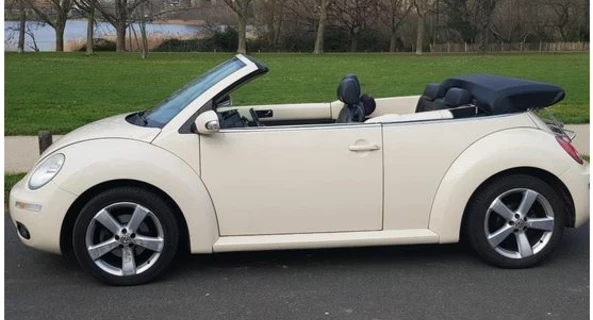 location-VOLKSWAGEN-Bize-Minervois-roadstr