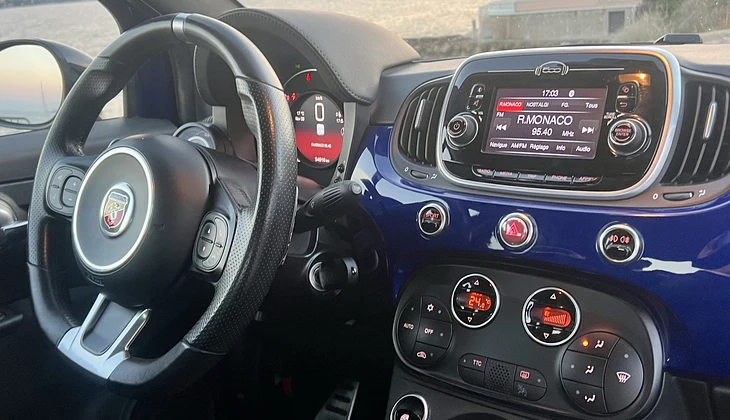 location-ABARTH-Nice-roadstr