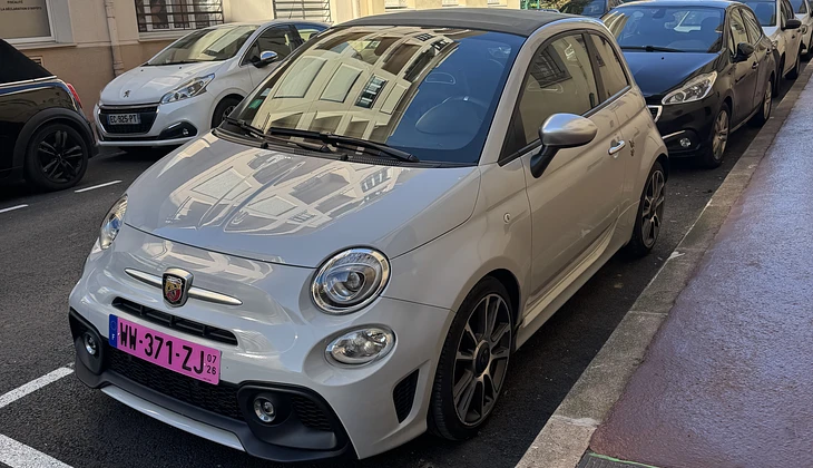 location-ABARTH-Cannes-roadstr