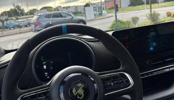 location-ABARTH-Toulouse-roadstr