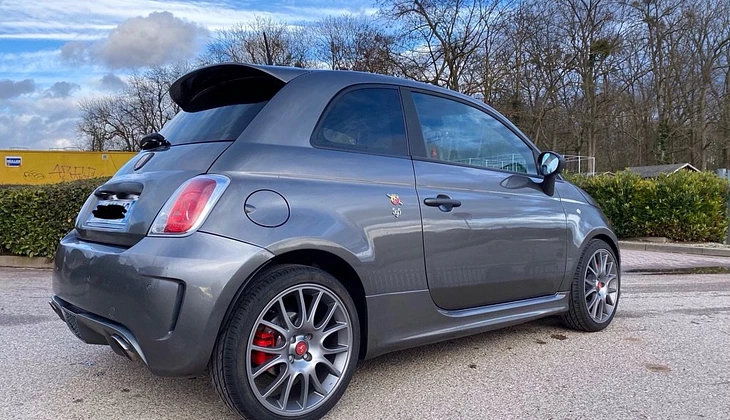 location-ABARTH-Montpellier-roadstr