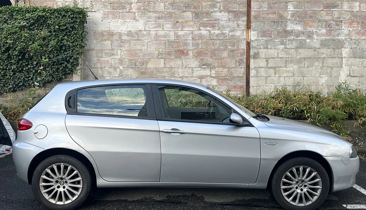 location-ALFA ROMEO-Mondeville-roadstr