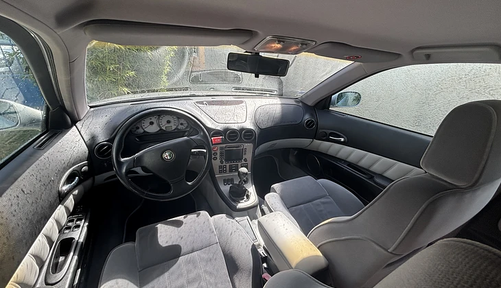 location-ALFA ROMEO-Solliès-Pont-roadstr