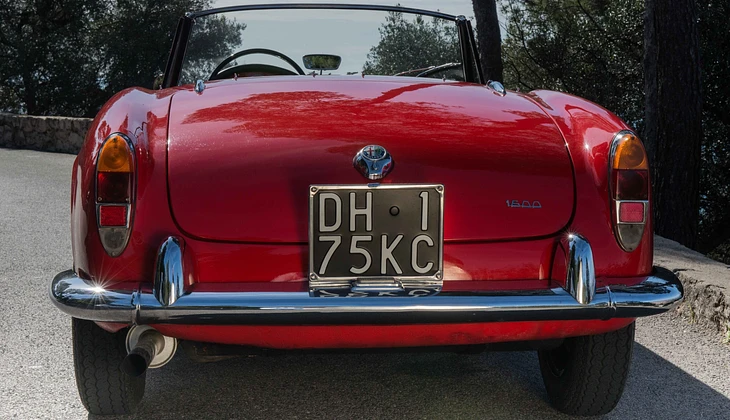 location-ALFA ROMEO-Nice-roadstr