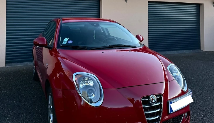 location-ALFA ROMEO-Bordeaux-roadstr