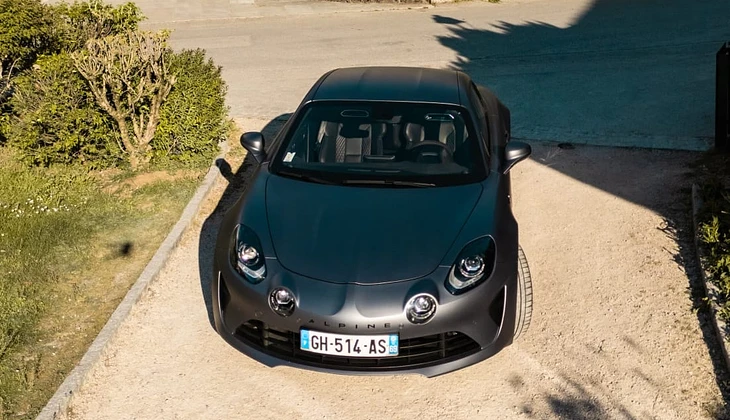 location-ALPINE-Lyon-roadstr