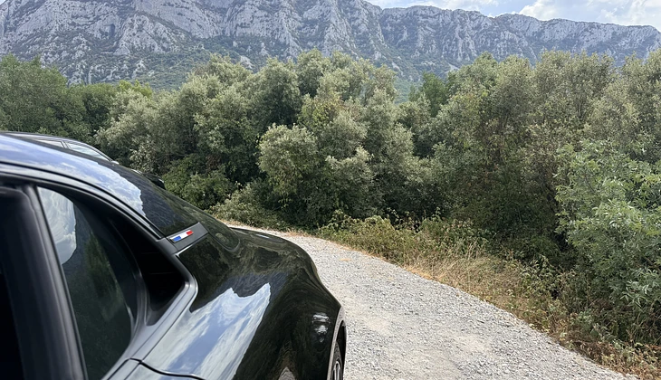 location-ALPINE-Marsillargues-roadstr