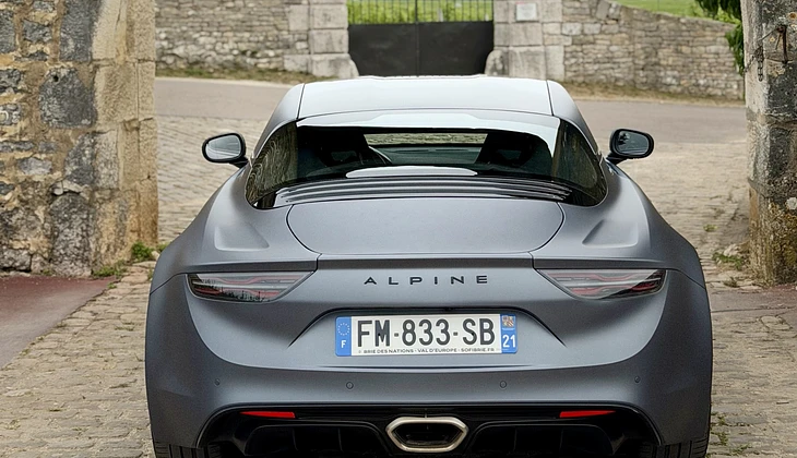 location-ALPINE-Beaune-roadstr