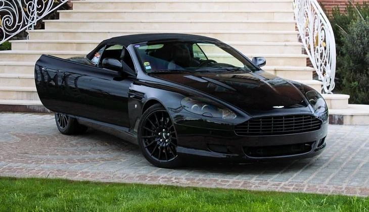 location-ASTON MARTIN-Jougne-roadstr