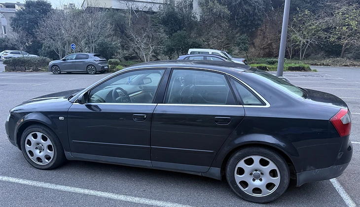 location-AUDI-Laroque-d'Olmes-roadstr