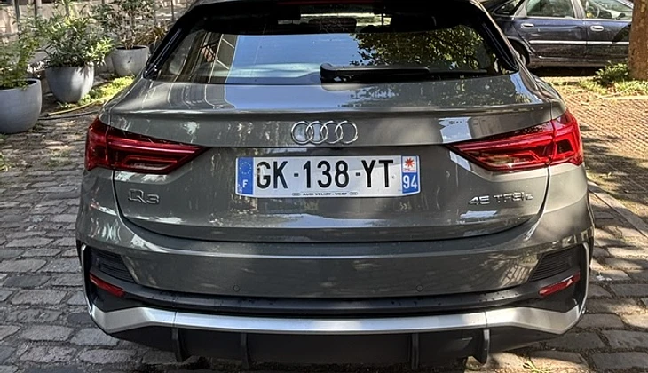 location-AUDI-Charenton-le-Pont-roadstr