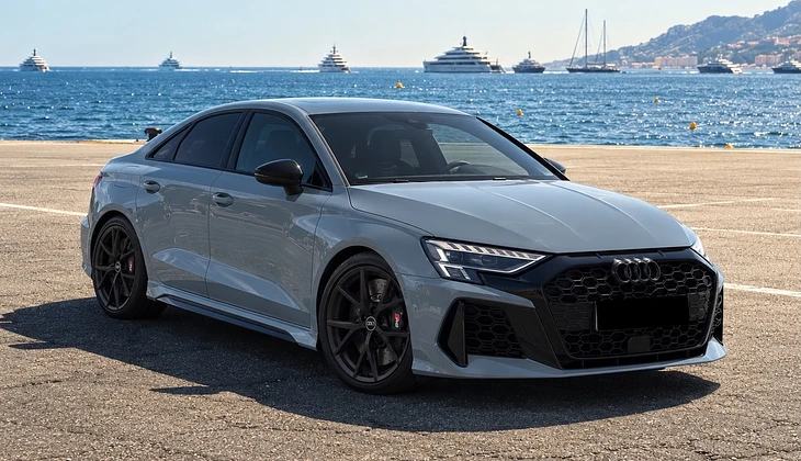 location-AUDI-Nice-roadstr